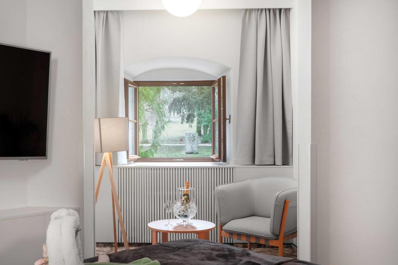 Hotel Zamek Třešť Extérieur photo